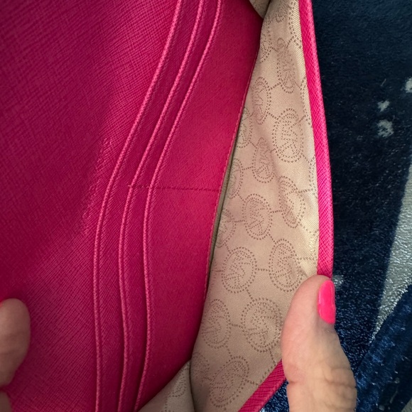 Michael Kors wallet - Picture 4 of 4